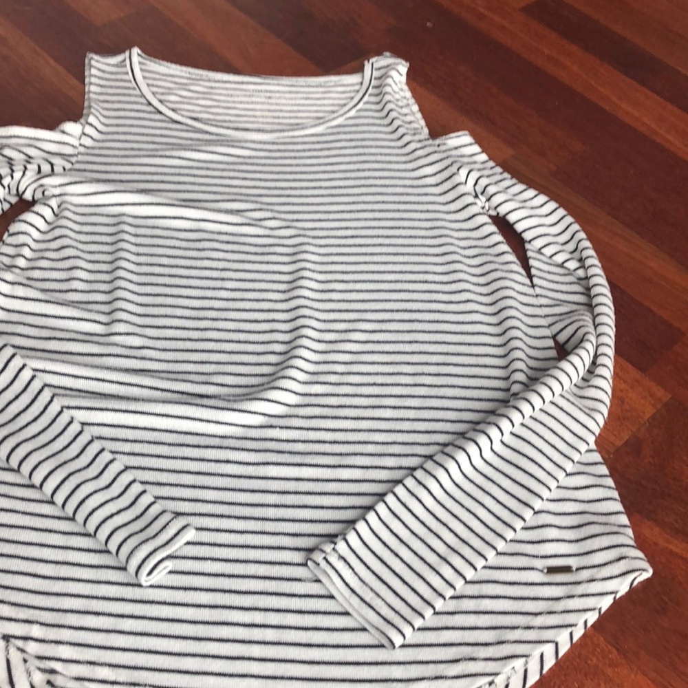 Black and white strip shirt